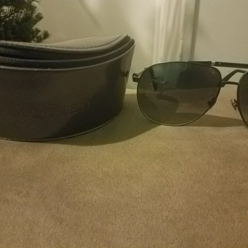 Alexander McQueen Sunglasses